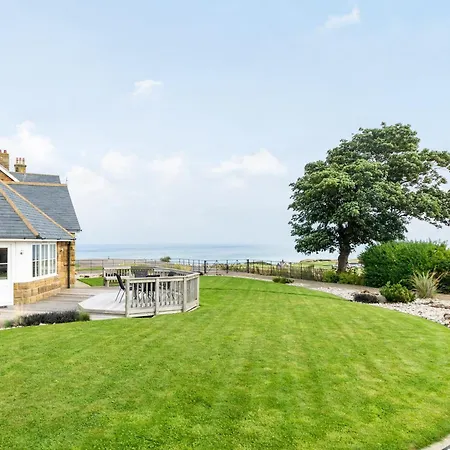 Holiday home The Byre